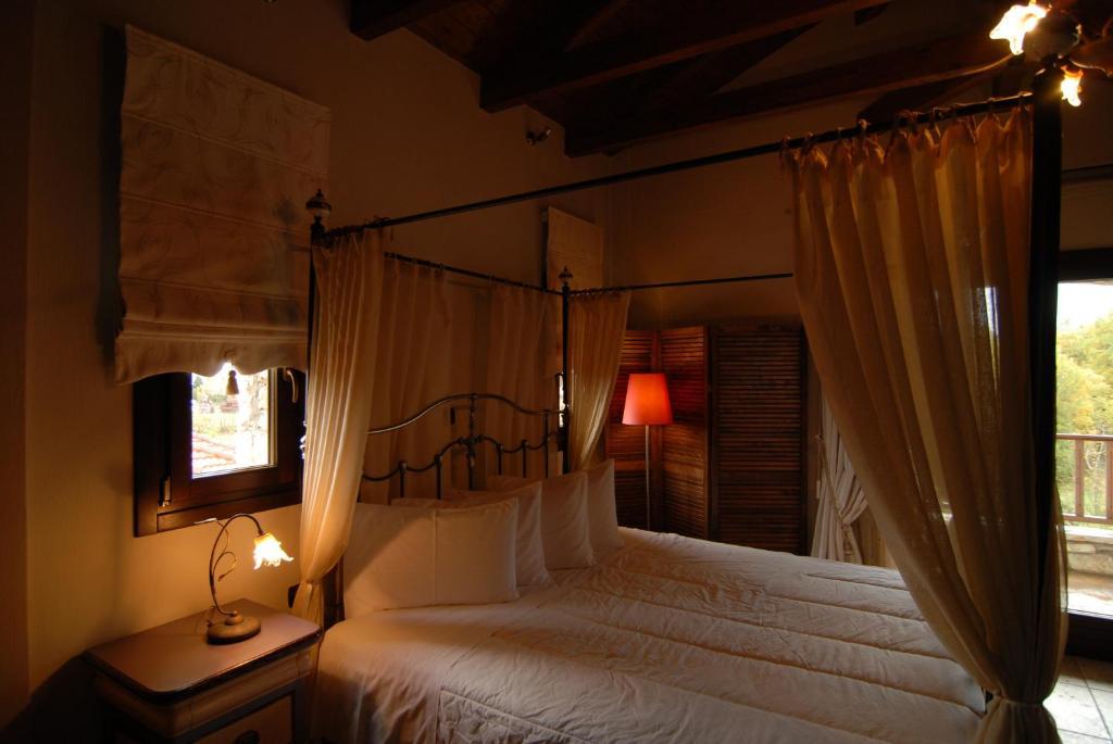 Aiolides Hotel Kalívia Zimmer foto